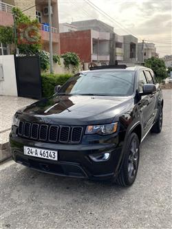 جیپ گراند شیرۆکی